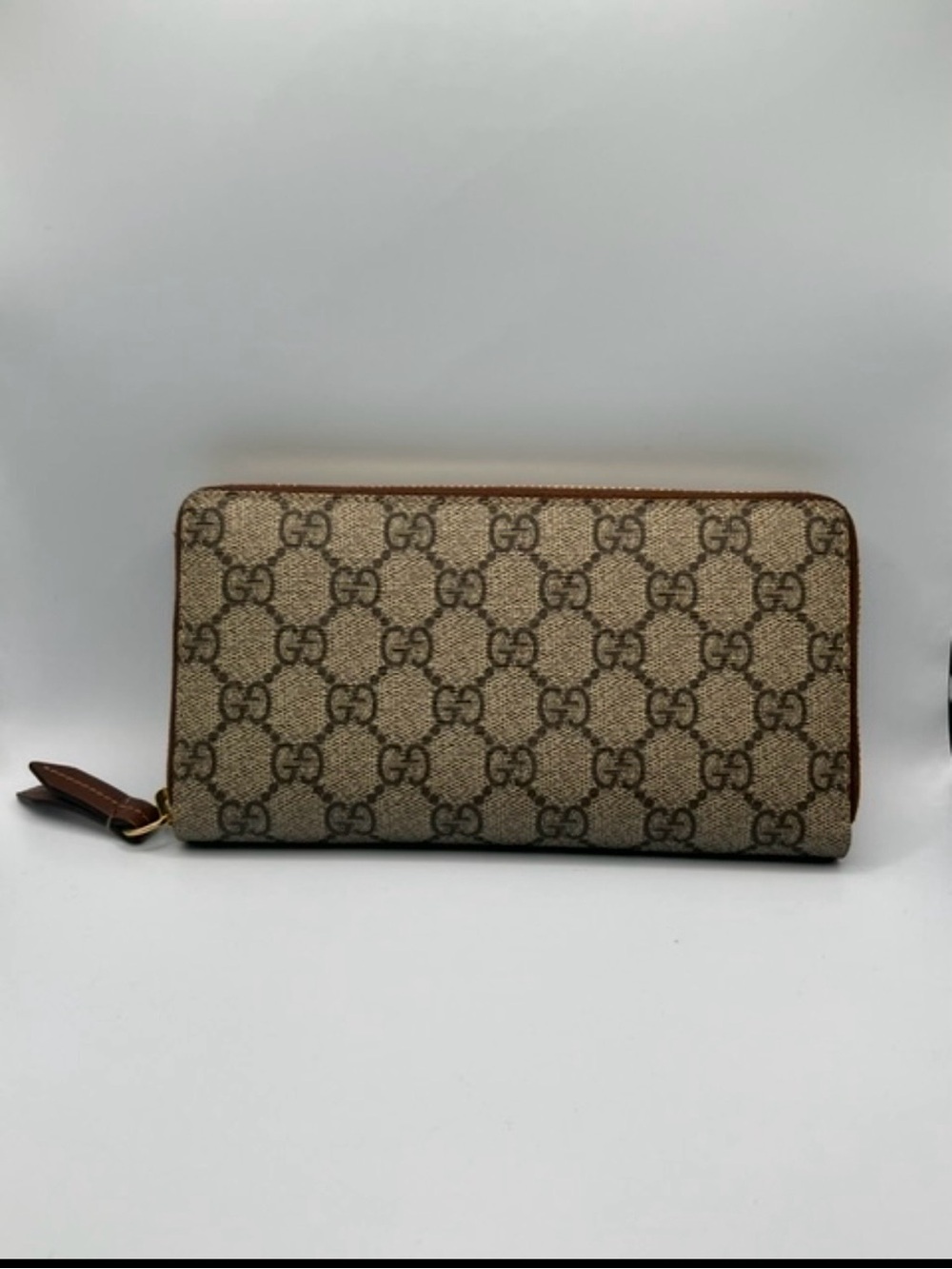 Gucci Beige and Brown GG Supreme Zip Wallet